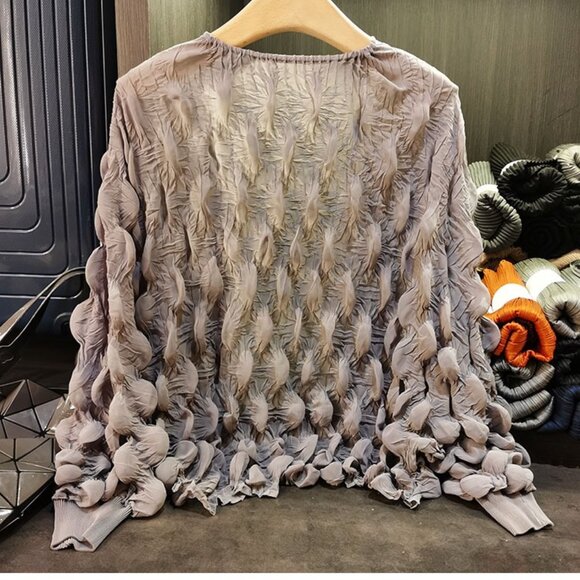 Gray Bubble/Petal Detail Open Cardigan - Picture 3 of 3